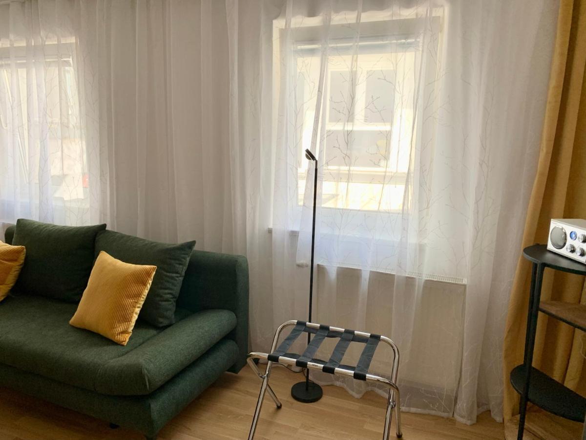 Air-Conditioned, Quiet Apartment With A Terrace In Center Of St Poelten - Smart Tv Sankt Poelten Exterior foto